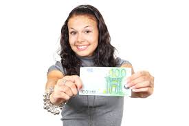 De voor- en nadelen van cash geld lenen: waar u op moet letten